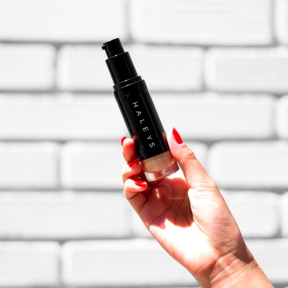 RE:FORM Liquid Lux Foundation - Picture 14 of 14